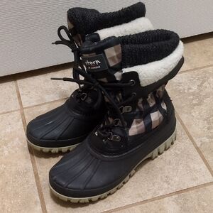 Cougar Storm Black and Tan Plaid Boots